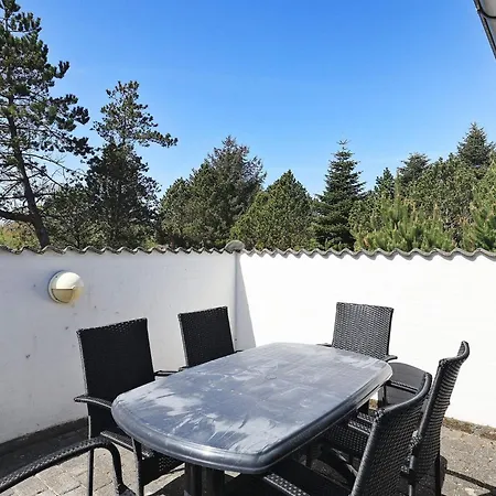 Renovated Retreat Near - By Traum Blavand