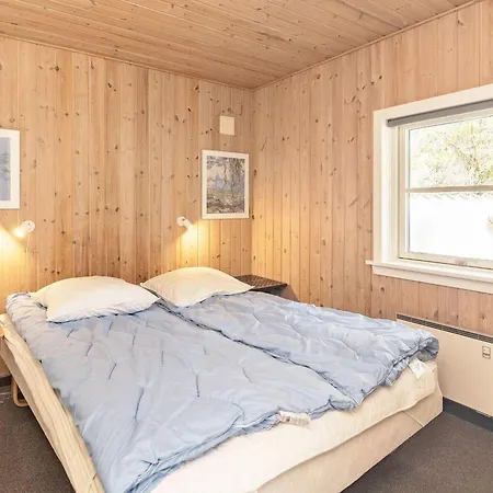 Renovated Retreat Near - By Traum